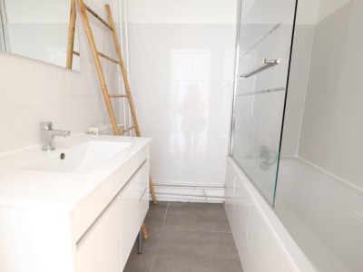 APPARTEMENT T3 A VENDRE - ST ETIENNE LA MTARE - 72.13 m2 - 79000€