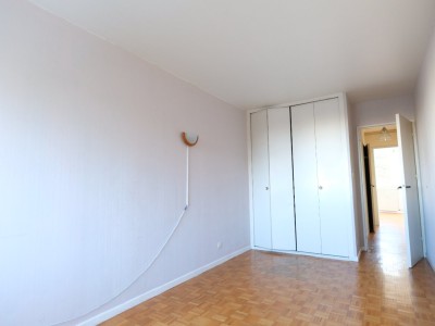 APPARTEMENT T3 A VENDRE - ST ETIENNE LA M�TARE - 73.29 m2 - 69�000�&euro;