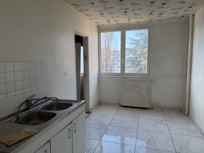 APPARTEMENT T3 A VENDRE - ST ETIENNE LA MÉTARE - 71.96 m2 - 46 500 €