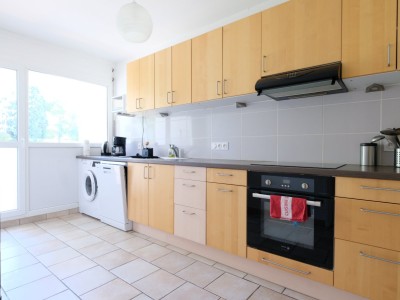 APPARTEMENT T3 A VENDRE - ST ETIENNE MONTPLAISIR - 65.83 m2 - 89000€