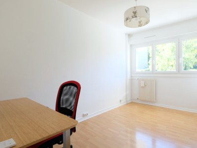 APPARTEMENT T3 A VENDRE - ST ETIENNE MONTPLAISIR - 65.83 m2 - 89000€