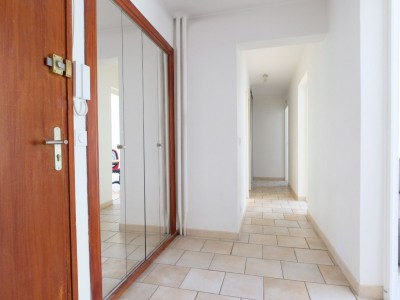 APPARTEMENT T3 A VENDRE - ST ETIENNE MONTPLAISIR - 65.83 m2 - 89000€