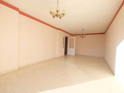 APPARTEMENT T3 A VENDRE - VILLARS - 90.71 m2 - 185000 €