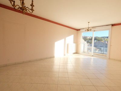 APPARTEMENT T3 A VENDRE - VILLARS - 90.71 m2 - 185000 €