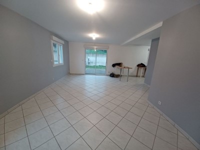 APPARTEMENT T4 A LOUER - ST CHAMOND - 94.05 m2 - 860�&euro; charges comprises par mois