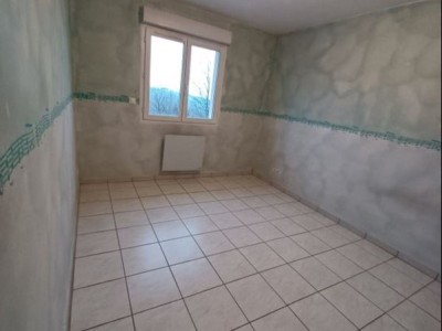 APPARTEMENT T4 A LOUER - ST CHAMOND - 94.05 m2 - 860�&euro; charges comprises par mois