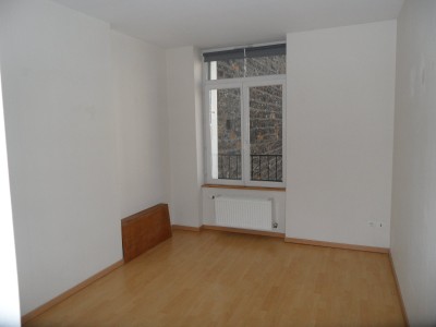 APPARTEMENT T4 A LOUER - ST ETIENNE PREFECTURE - 95.16 m2 - 740�&euro; charges comprises par mois