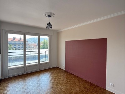 APPARTEMENT T4 A LOUER - ST ETIENNE CENTRE VILLE - 83.19 m2 - 785€ charges comprises par mois