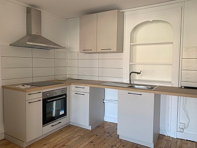 APPARTEMENT T4 A LOUER - ST ETIENNE CENTRE VILLE - 76.73 m2 - 690€ charges comprises par mois