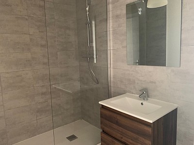 APPARTEMENT T4 A LOUER - ST ETIENNE CENTRE VILLE - 76.73 m2 - 690€ charges comprises par mois