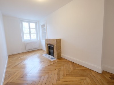 APPARTEMENT T4 A LOUER - ST ETIENNE CENTRE VILLE - 108.94 m2 - 1040€ charges comprises par mois