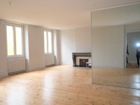 APPARTEMENT T4 A LOUER - ST ETIENNE CENTRE VILLE - 105.29 m2 - 1 210 &euro; charges comprises par mois