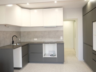 APPARTEMENT T4 A LOUER - ST ETIENNE CENTRE VILLE - 105.29 m2 - 1 210 € charges comprises par mois