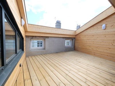 APPARTEMENT T4 A LOUER - ST ETIENNE CENTRE VILLE - 91.39 m2 - 1100€ charges comprises par mois