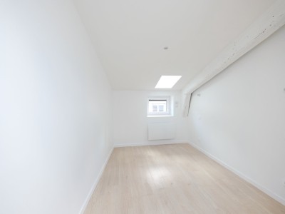 APPARTEMENT T4 A LOUER - ST ETIENNE CENTRE VILLE - 91.39 m2 - 1100€ charges comprises par mois