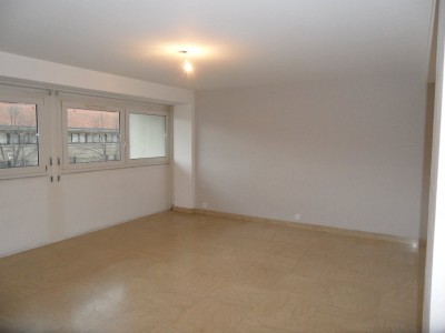 APPARTEMENT T4 A LOUER - ST ETIENNE CENTRE VILLE - 86.44 m2 - 900€ charges comprises par mois