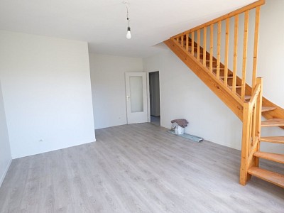APPARTEMENT T4 A LOUER - ST ETIENNE CENTRE VILLE - 106 m2 - 750 € charges comprises par mois