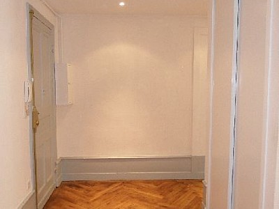 APPARTEMENT T4 A LOUER - ST ETIENNE CENTRE VILLE - 97.31 m2 - 780€ charges comprises par mois