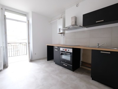 APPARTEMENT T4 A LOUER - ST ETIENNE CHATEAUCREUX - 98.51 m2 - 865 € charges comprises par mois