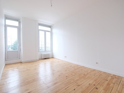 APPARTEMENT T4 A LOUER - ST ETIENNE CHATEAUCREUX - 98.51 m2 - 865 € charges comprises par mois