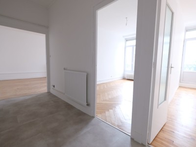 APPARTEMENT T4 A LOUER - ST ETIENNE CHATEAUCREUX - 98.51 m2 - 865 € charges comprises par mois