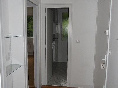 APPARTEMENT T4 A LOUER - ST ETIENNE FAURIEL - 80 m2 - 600 € charges comprises par mois