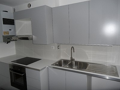 APPARTEMENT T4 A LOUER - ST ETIENNE FAURIEL - 80 m2 - 600 € charges comprises par mois