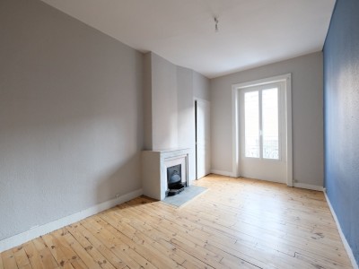 APPARTEMENT T4 A LOUER - ST ETIENNE FAURIEL - 90.87 m2 - 660 € charges comprises par mois