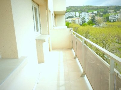 APPARTEMENT T4 A LOUER - ST ETIENNE FAURIEL - 90 m2 - 970€ charges comprises par mois