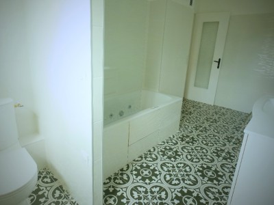 APPARTEMENT T4 A LOUER - ST ETIENNE FAURIEL - 90 m2 - 970€ charges comprises par mois