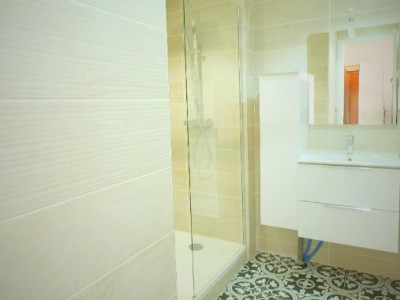 APPARTEMENT T4 A LOUER - ST ETIENNE FAURIEL - 90 m2 - 970€ charges comprises par mois