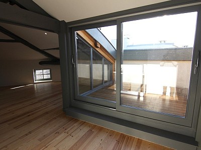 APPARTEMENT T4 A LOUER - ST ETIENNE HYPER CENTRE - 85.32 m2 - 995�&euro; charges comprises par mois