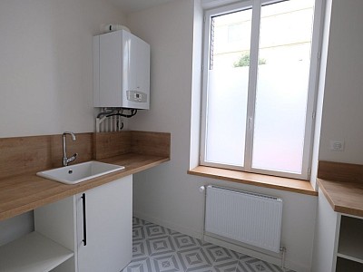 APPARTEMENT T4 A LOUER - ST ETIENNE LA TERRASSE - 112.2 m2 - 1 340 € charges comprises par mois