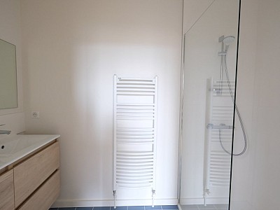 APPARTEMENT T4 A LOUER - ST ETIENNE LA TERRASSE - 112.2 m2 - 1 340 € charges comprises par mois