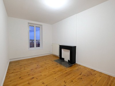 APPARTEMENT T4 A LOUER - ST ETIENNE MONTPLAISIR - 90 m2 - 685�&euro; charges comprises par mois