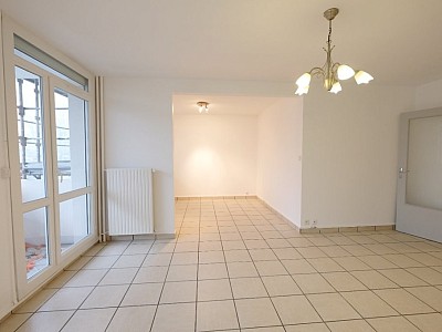APPARTEMENT T4 A LOUER - ST ETIENNE PARC DE L EUROPE - 74.26 m2 - 790€ charges comprises par mois