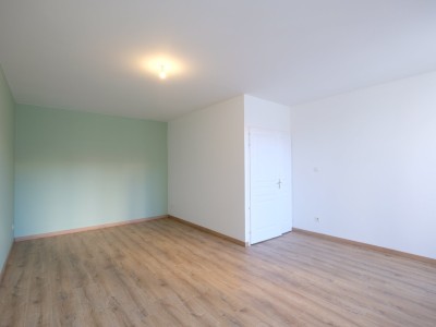 APPARTEMENT T4 A LOUER - ST ETIENNE PREFECTURE - 95.16 m2 - 795 € charges comprises par mois
