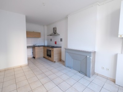 APPARTEMENT T4 A LOUER - ST ETIENNE PREFECTURE - 95.16 m2 - 795 € charges comprises par mois