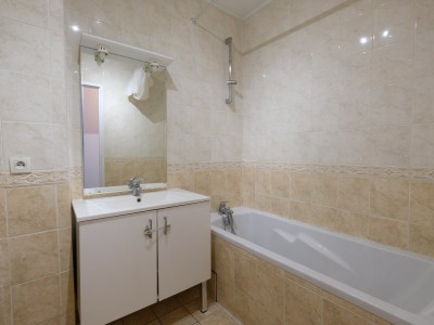 APPARTEMENT T4 A LOUER - ST ETIENNE PREFECTURE - 95.16 m2 - 795 € charges comprises par mois