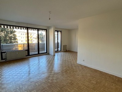 APPARTEMENT T4 A LOUER - ST ETIENNE - 90.82 m2 - 890€ charges comprises par mois