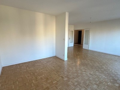 APPARTEMENT T4 A LOUER - ST ETIENNE - 90.82 m2 - 890€ charges comprises par mois