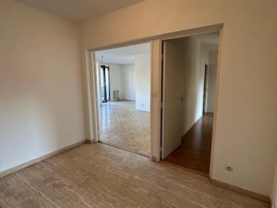 APPARTEMENT T4 A LOUER - ST ETIENNE - 90.82 m2 - 890€ charges comprises par mois
