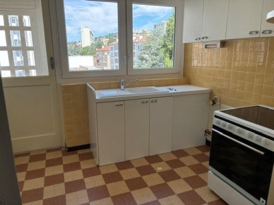 APPARTEMENT T4 A LOUER - ST ETIENNE - 71.07 m2 - 750 € charges comprises par mois