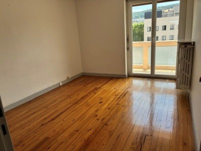 APPARTEMENT T4 A LOUER - ST ETIENNE - 71.07 m2 - 750 € charges comprises par mois