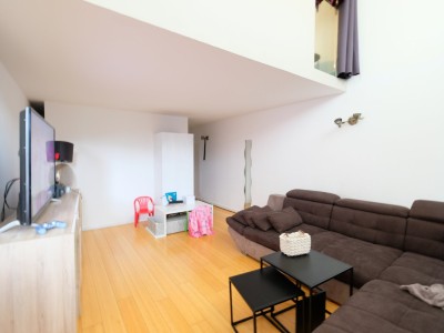 APPARTEMENT T4 A VENDRE - FIRMINY - 94.85 m2 - 85000€
