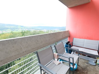APPARTEMENT T4 A VENDRE - FIRMINY - 94.85 m2 - 85000€