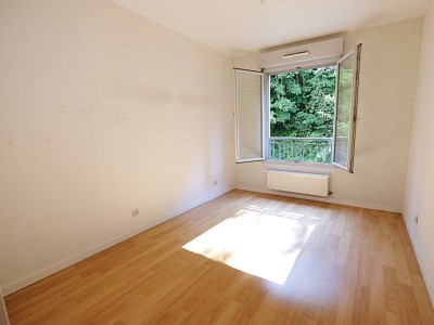 APPARTEMENT T4 - LYON 4EME ARRONDISSEMENT - 91.94 m2 - VENDU