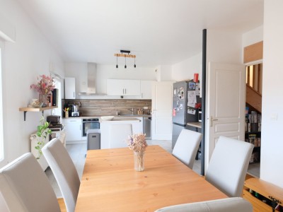APPARTEMENT T4 A VENDRE - ST ETIENNE BADOUILLRE - 98.44 m2 - 165000€