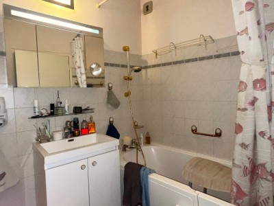 APPARTEMENT T4 A VENDRE - ST ETIENNE BADOUILL�RE - 90.8 m2 - 149�900�&euro;