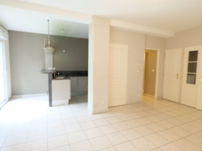 APPARTEMENT T4 A VENDRE - ST ETIENNE BEL AIR - 84.91 m2 - 215�000�&euro;